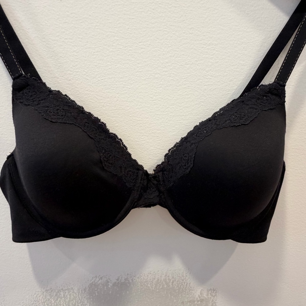 ✅ Maidenform 36C Elegant Black Bra padded underwire Lace Detail sexy support